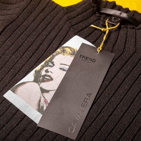 Etiqueta criativa para roupas de tricot CAVALERA